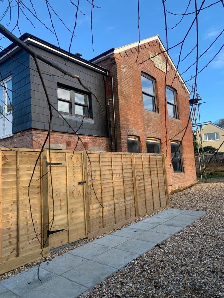 New With Free Offstreet Parking The Old Drill Hall 3 Apartment