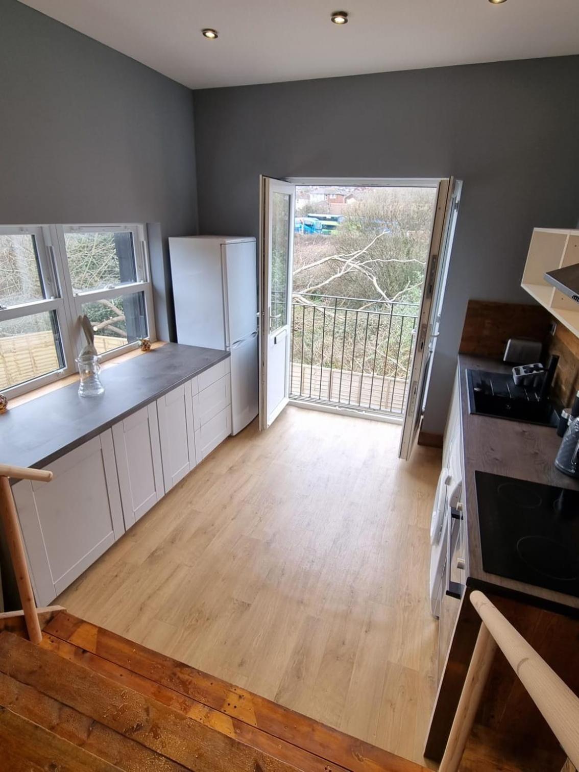 New With Free Offstreet Parking The Old Drill Hall 3 Apartment Ryde (Isle of Wight)